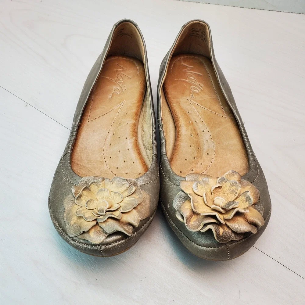 Naya Womens Leather Ballet Flats Floral Detail Comfort Slip On Shoes Size‎ 4M